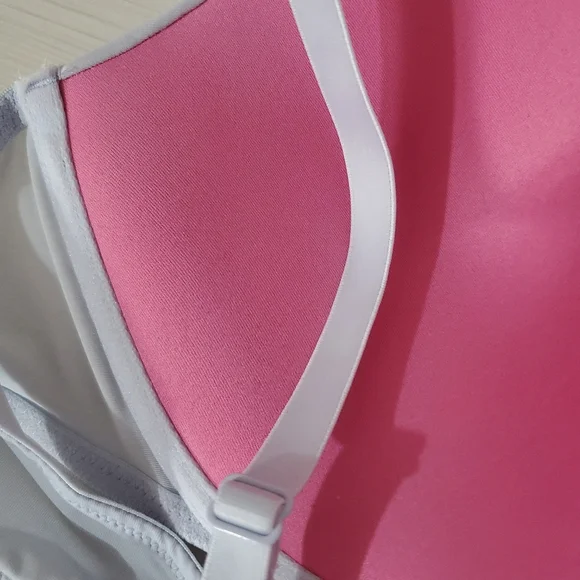 ❗️SOLD❗️Do not buy❗️NWOT PINK Victoria's Secret Push-up Bra 40B - Picture 7 of 10